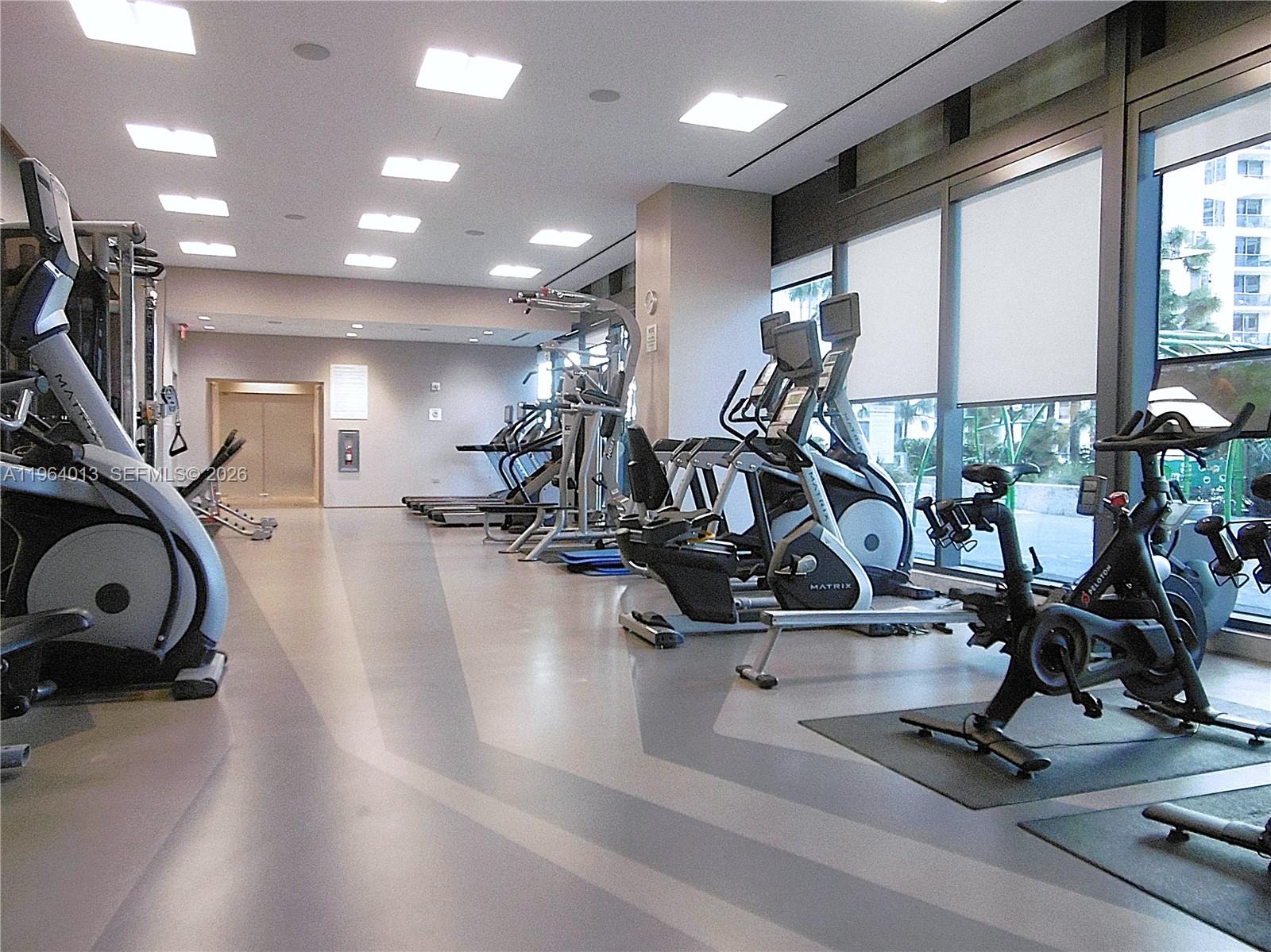 REACH CONDO - Residential