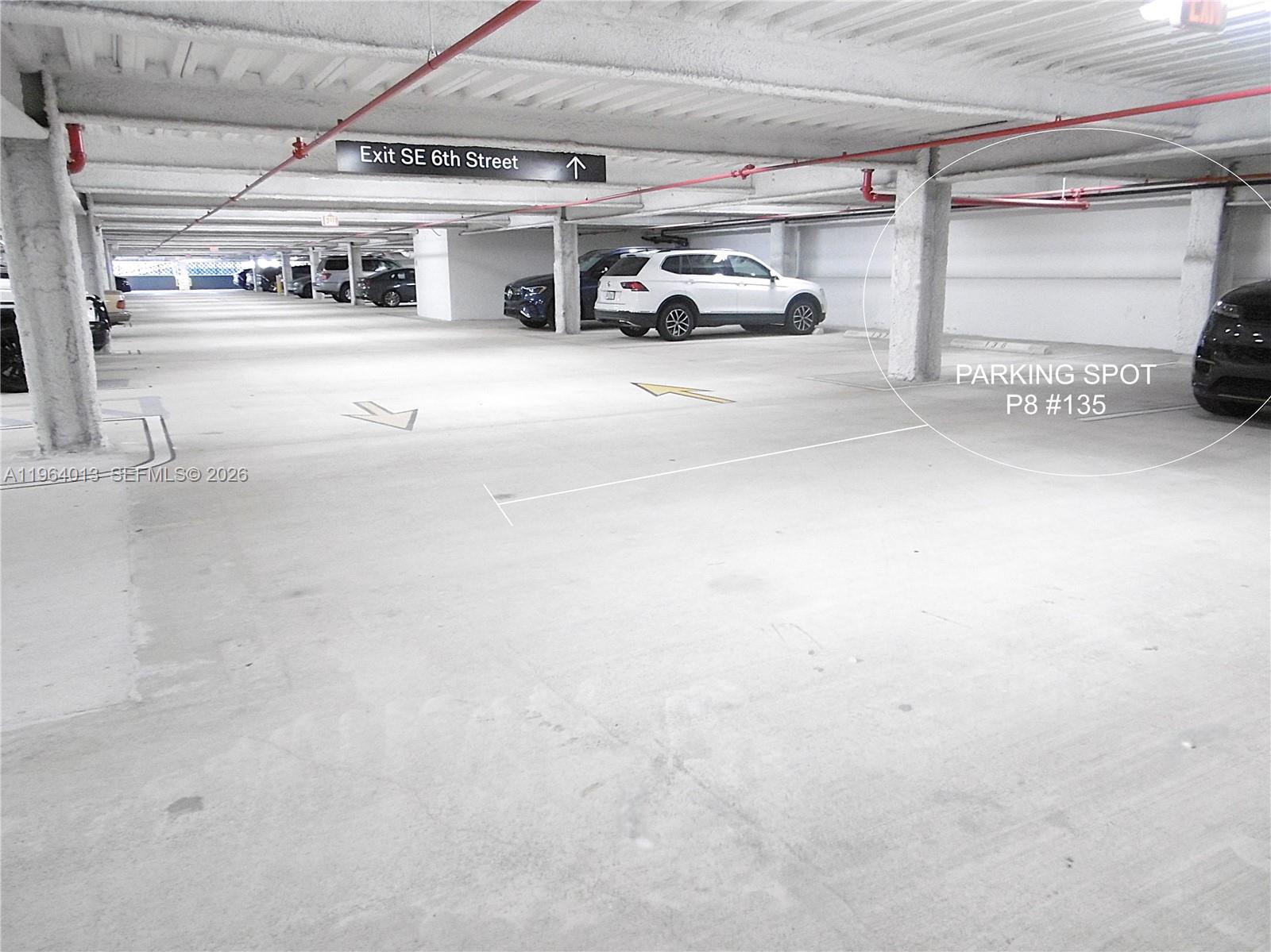 REACH CONDO - Residential