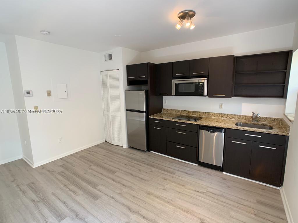 EVERGLADES SOUTH CONDO - Residential