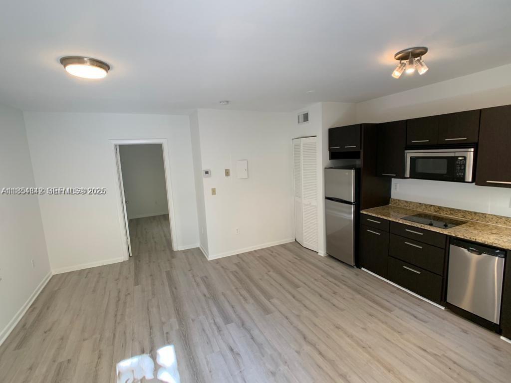 EVERGLADES SOUTH CONDO - Residential