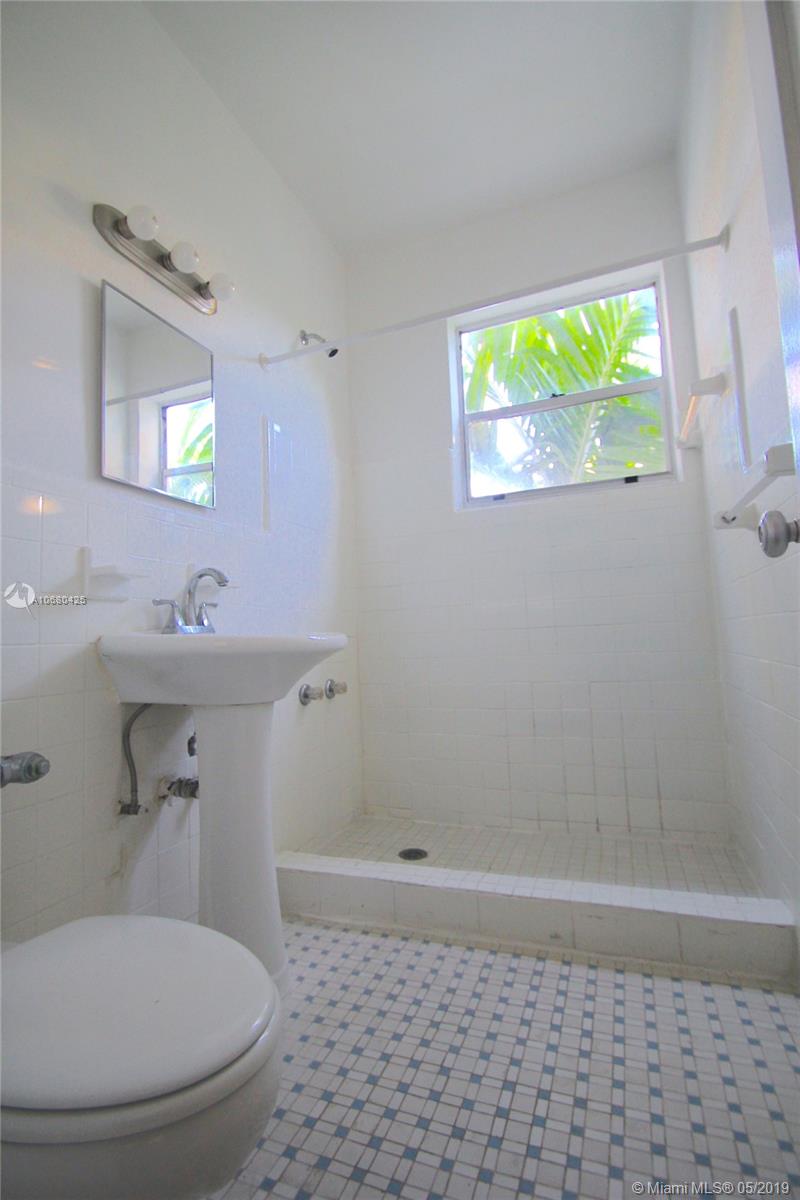 BAY HARBOR ISLAND - Residential Lease
