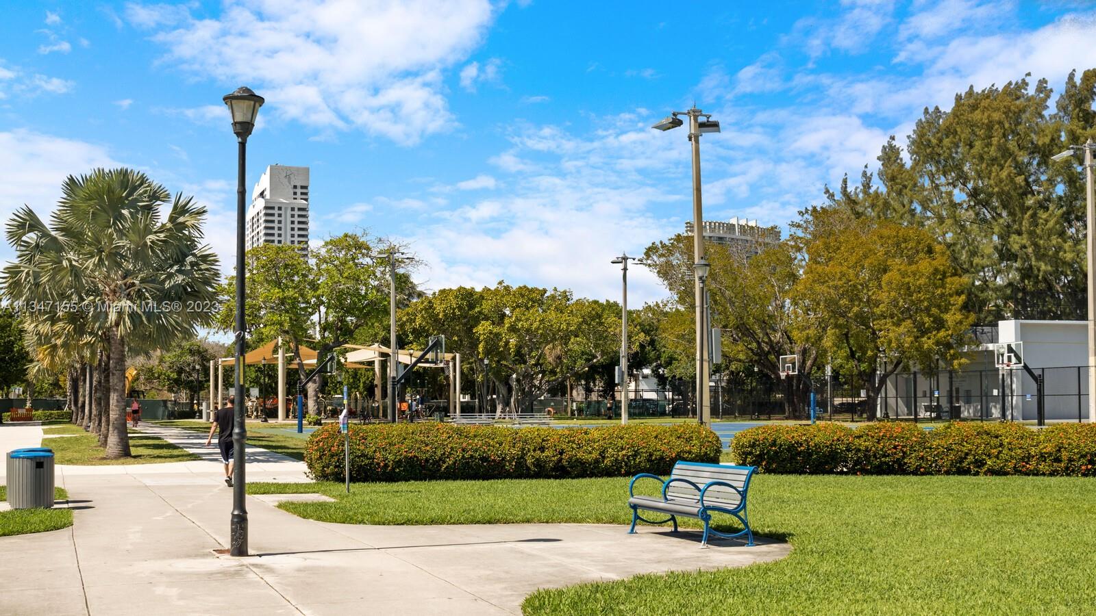 THE GATSBY CONDO - Residential