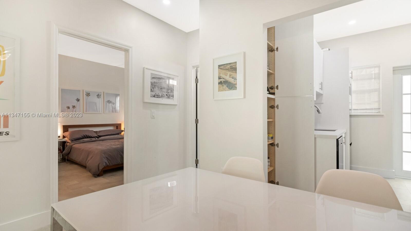 THE GATSBY CONDO - Residential