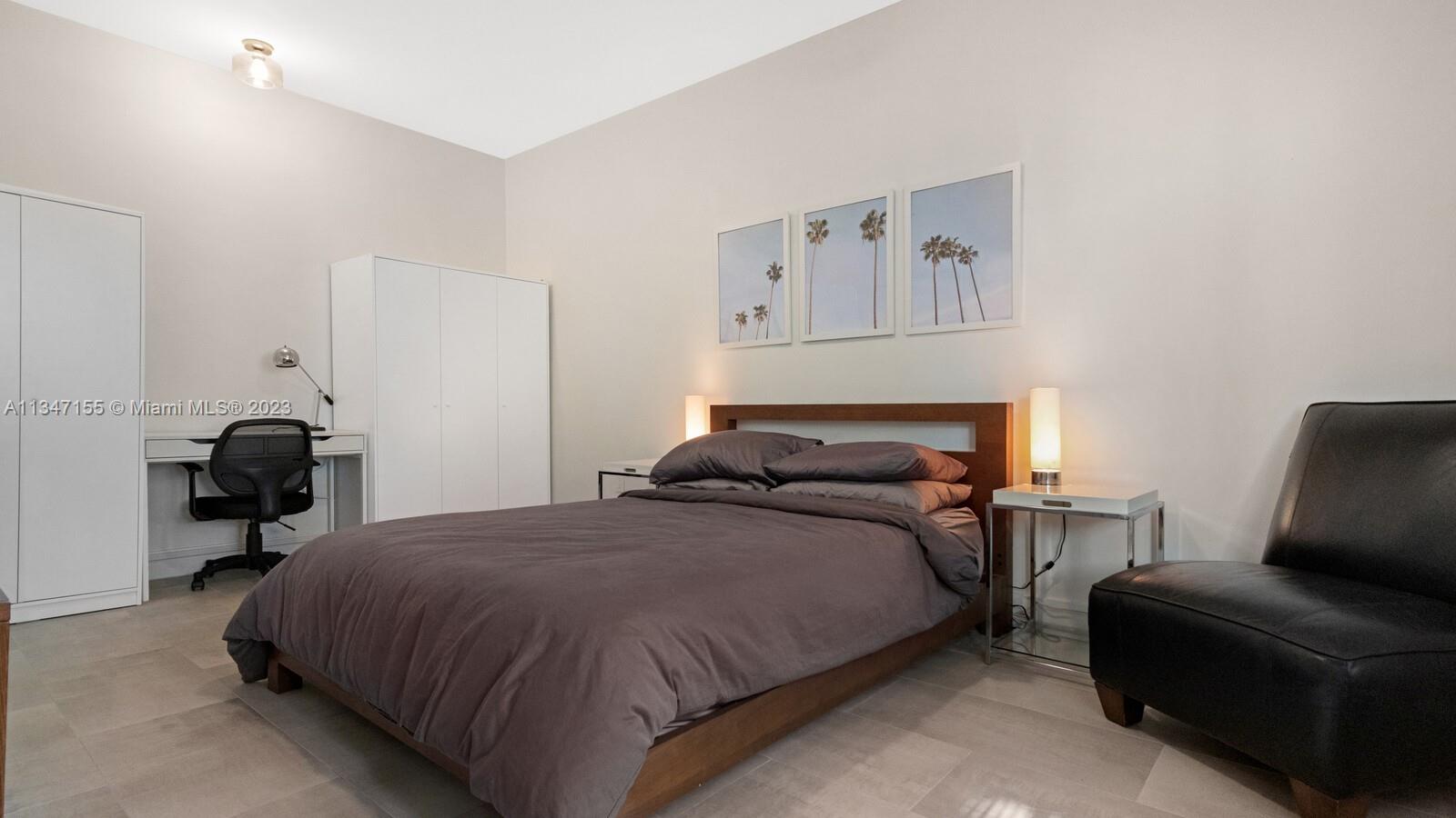 THE GATSBY CONDO - Residential