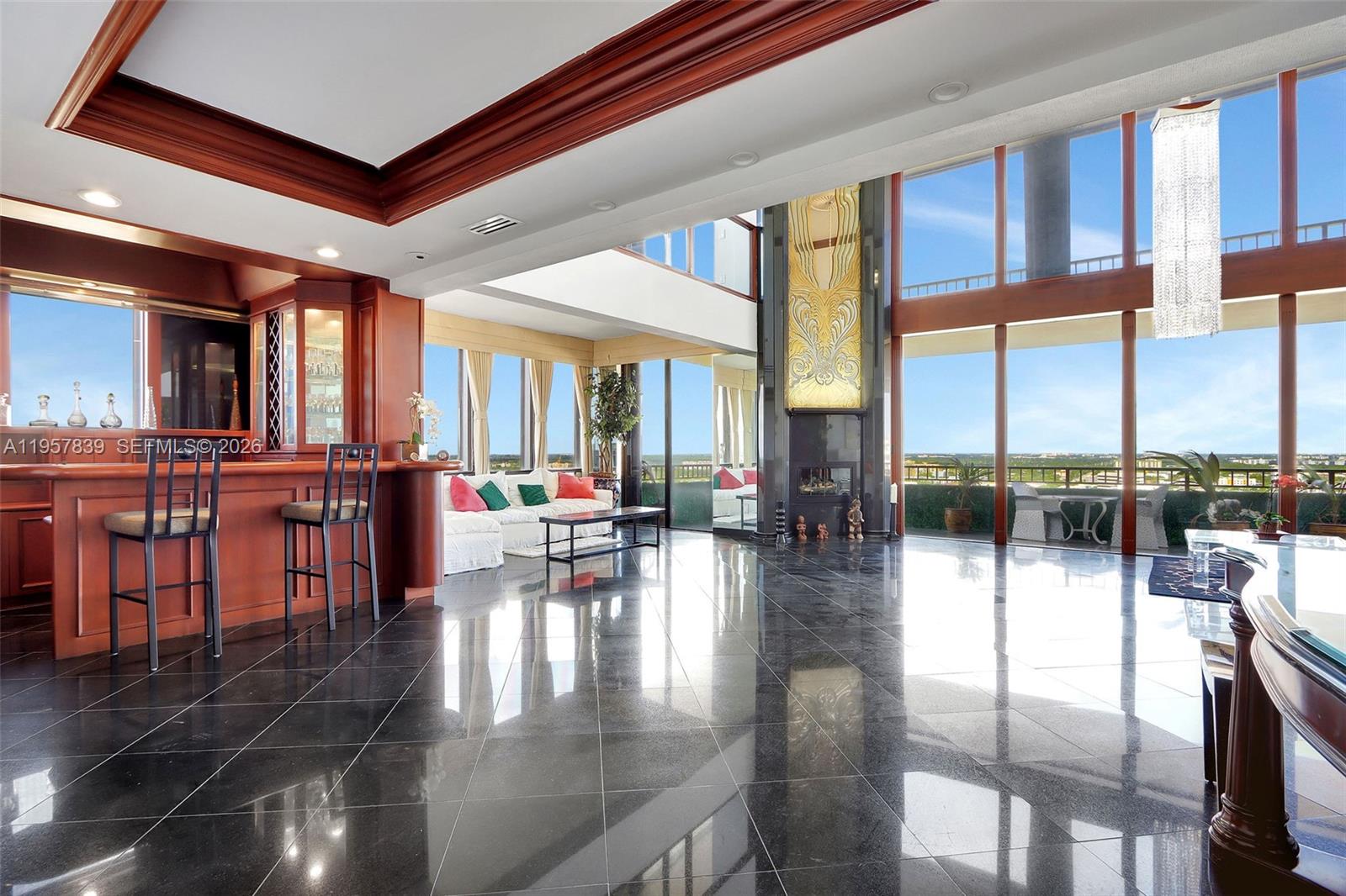 JOCKEY CLUB III CONDO - Residential