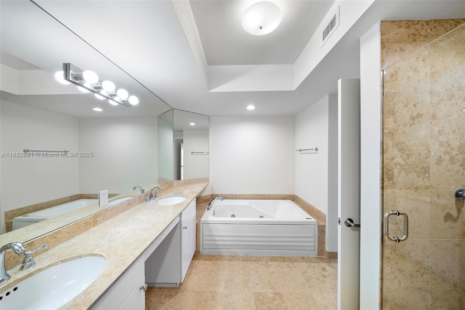 BLUE DIAMOND CONDO - Residential Lease