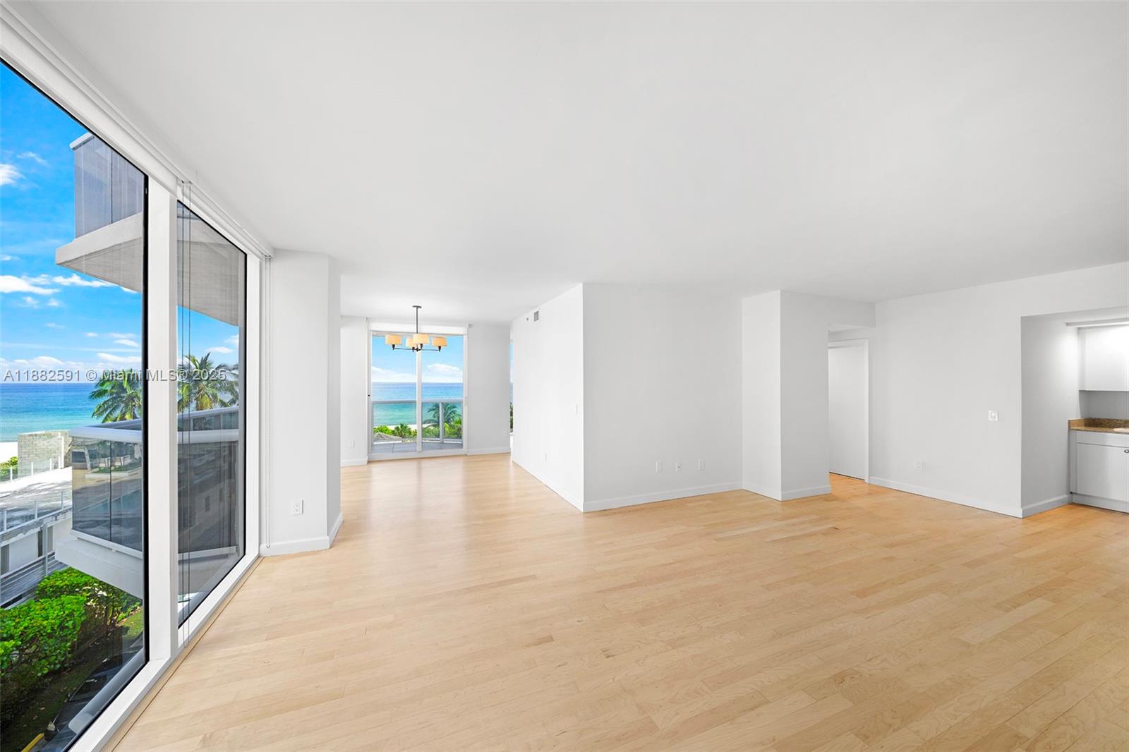 BLUE DIAMOND CONDO - Residential Lease