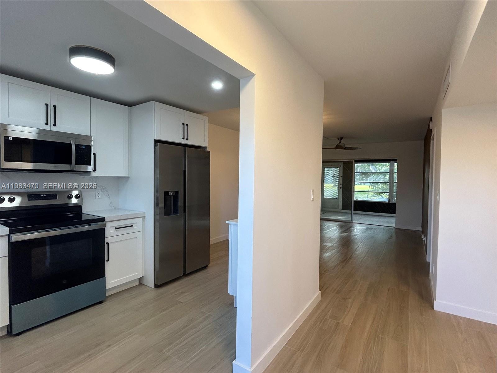 APPLEGREEN CONDO APTS 1 - Residential