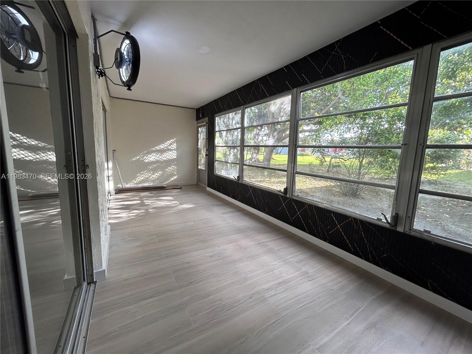 APPLEGREEN CONDO APTS 1 - Residential