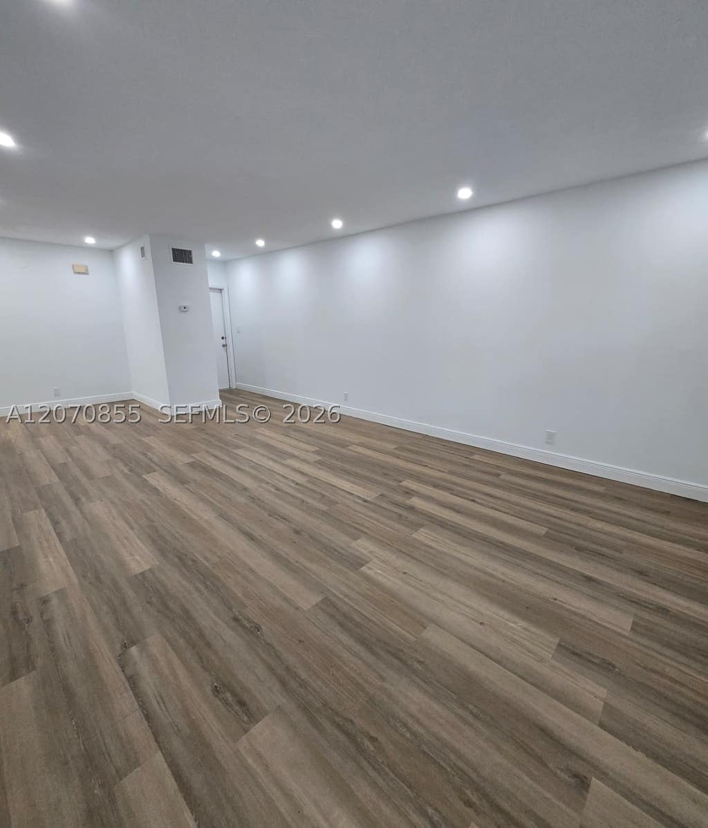 Photo of 2424 SE 17th Causeway #110B, Fort Lauderdale, FL 33316 (MLS # A12070855)