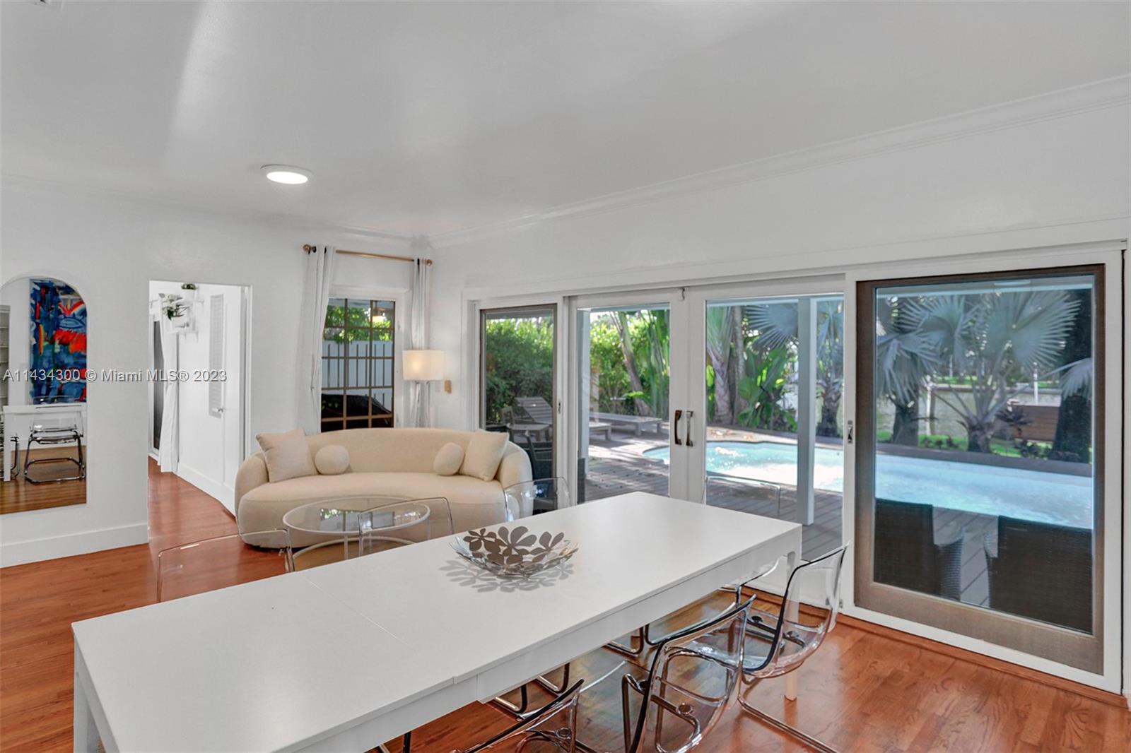 BELLE MEADE ISLAND - Residential