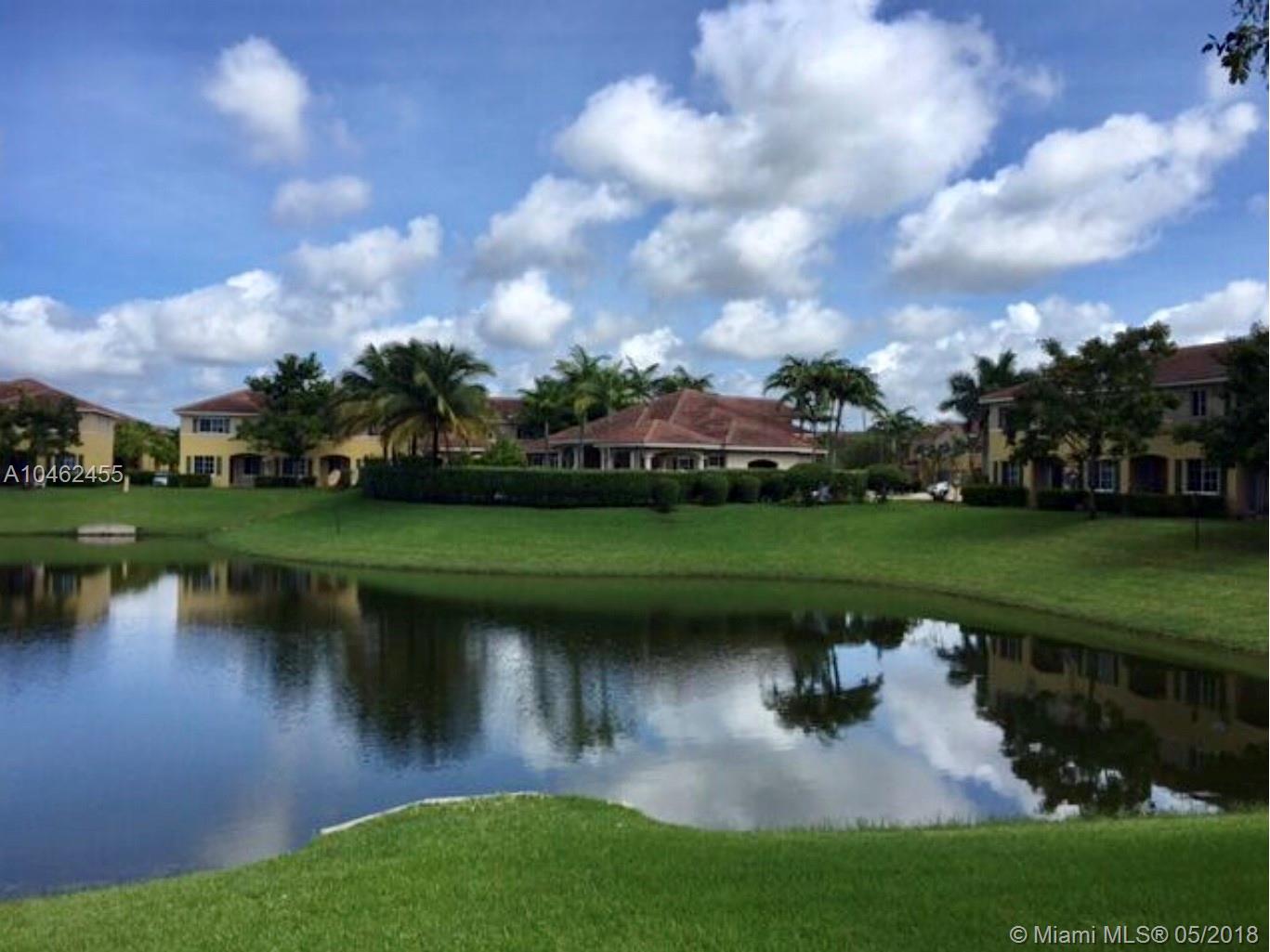 Beautifull and biggest unit of complex 1,290 sq ft completely remodeled townhouse centrally located near shops, schools and major highways, lease renewal on september 30th 
 GREAT FOR INVESTORS !