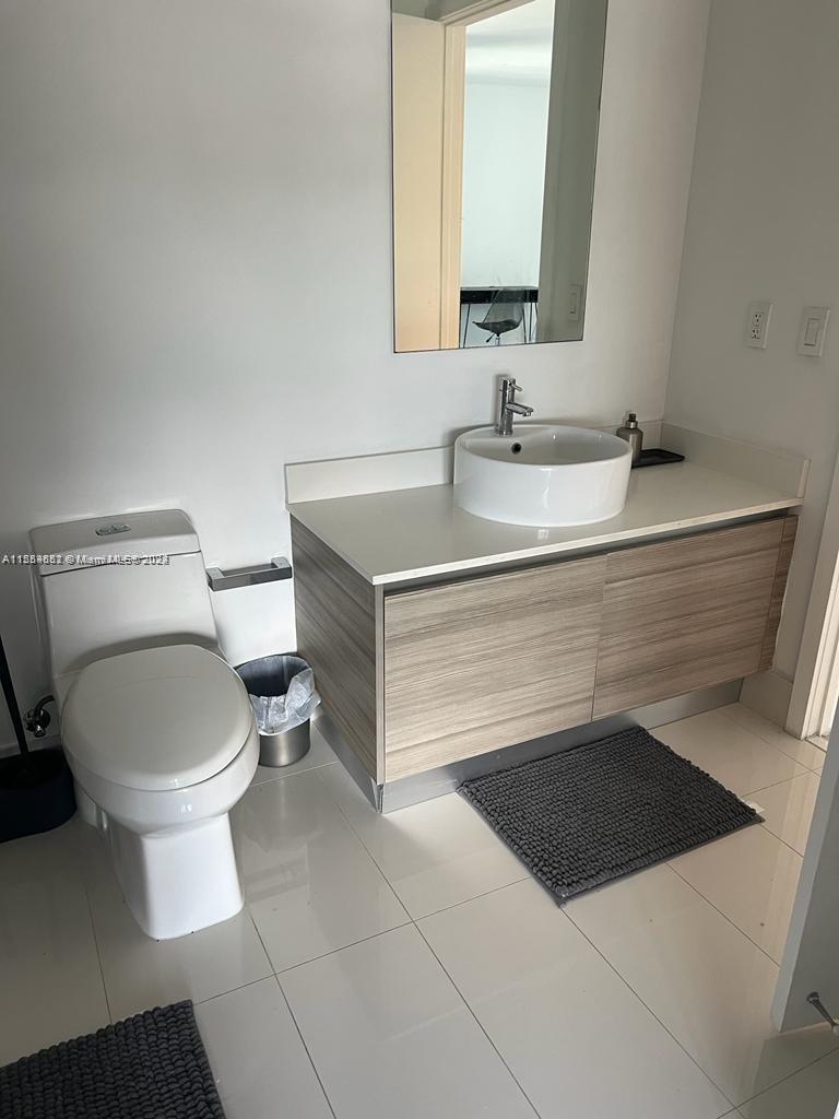 3401 MIDTOWN CONDO - Residential