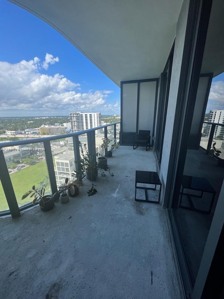 3401 MIDTOWN CONDO - Residential