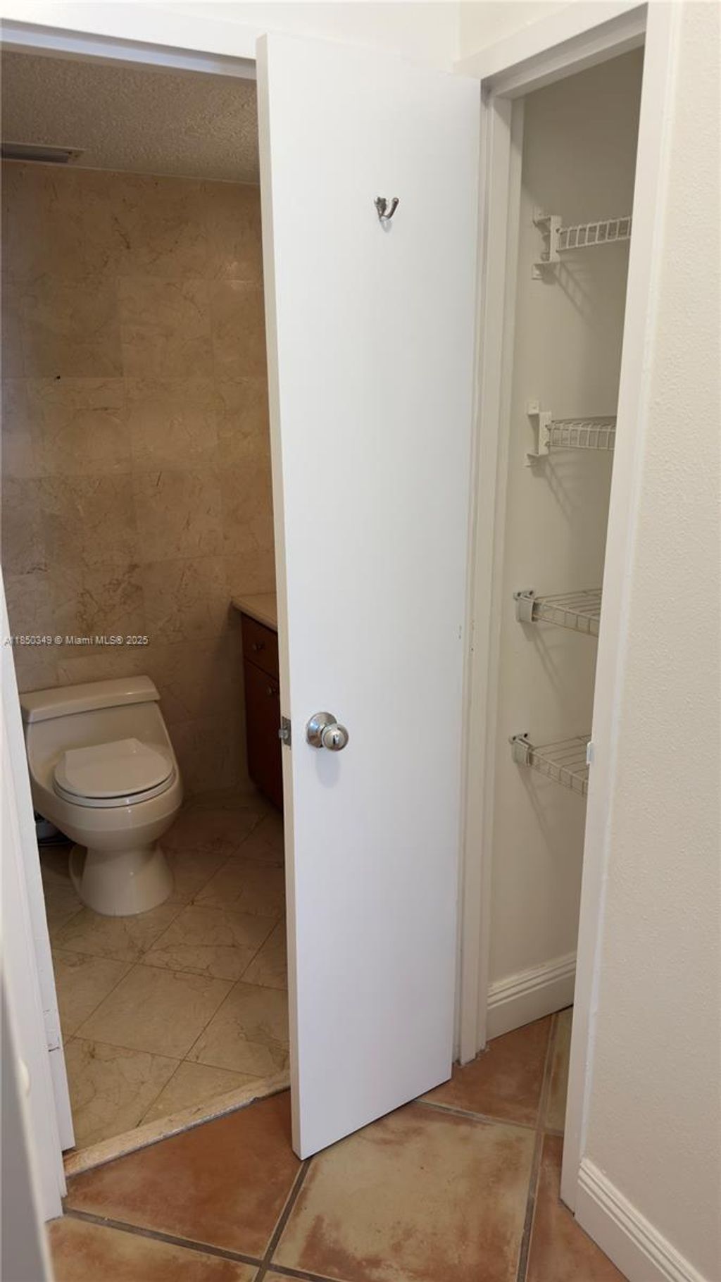 Photo of Hollywood, FL 33019 (MLS # A11850349)