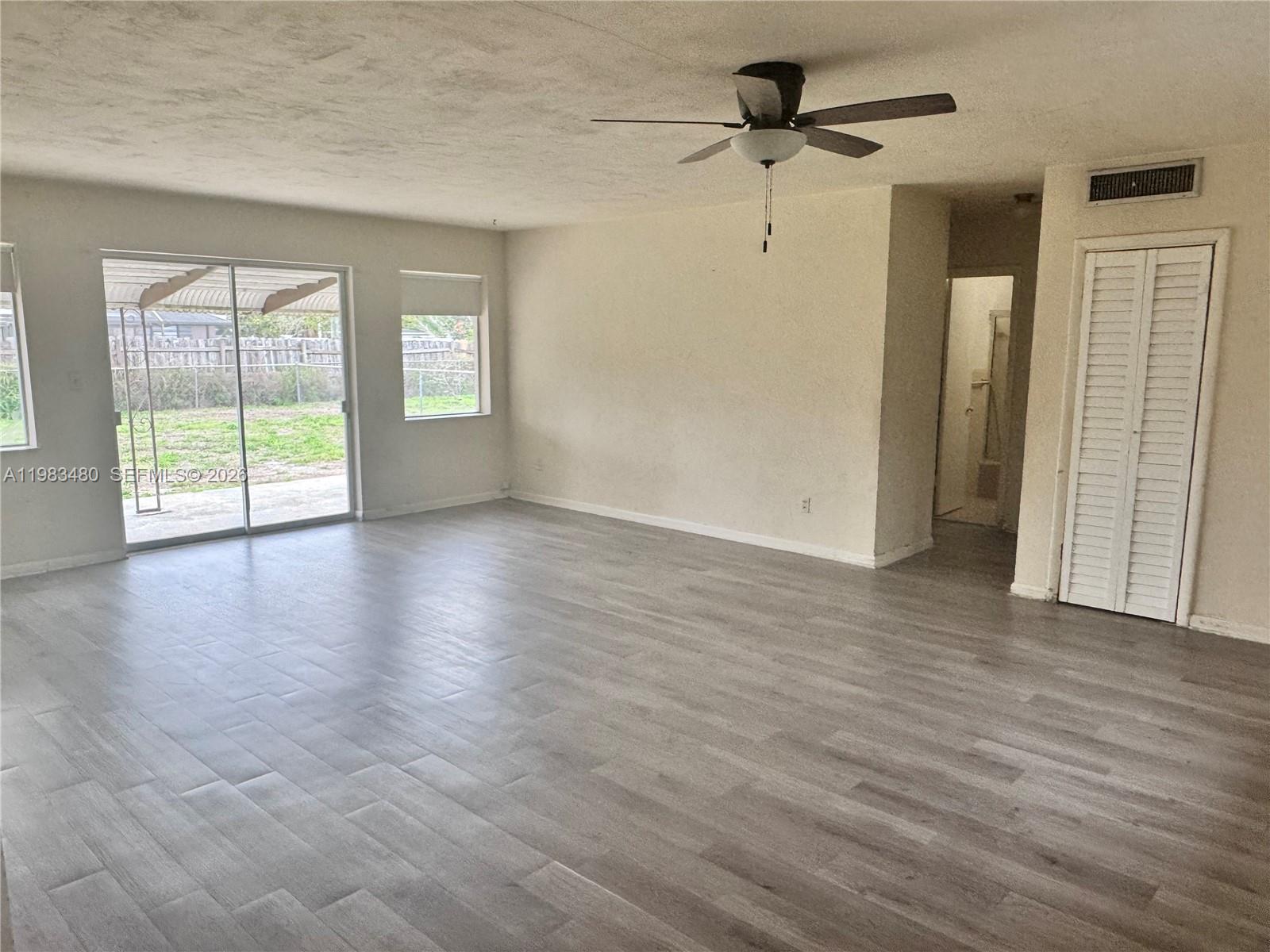 RIVER PARK UNIT 5 - Residential