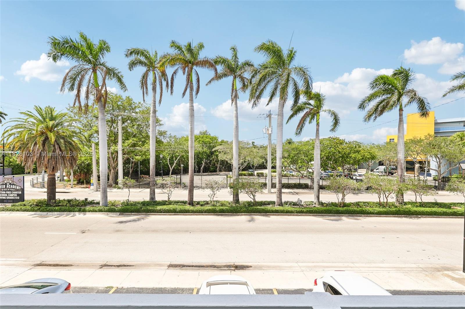 CASA-BISCAYNE CO-OP APTS - Residential