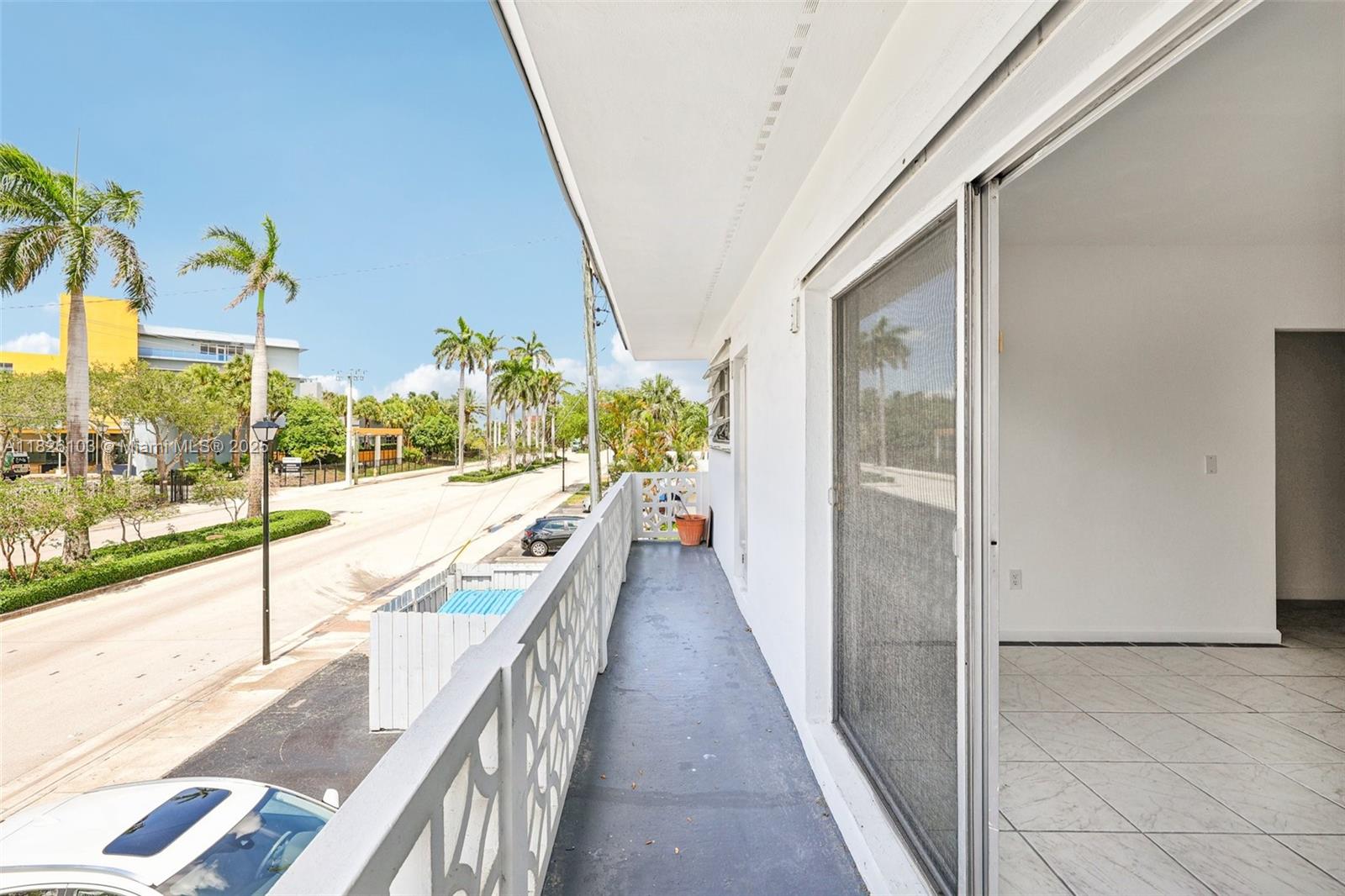 CASA-BISCAYNE CO-OP APTS - Residential