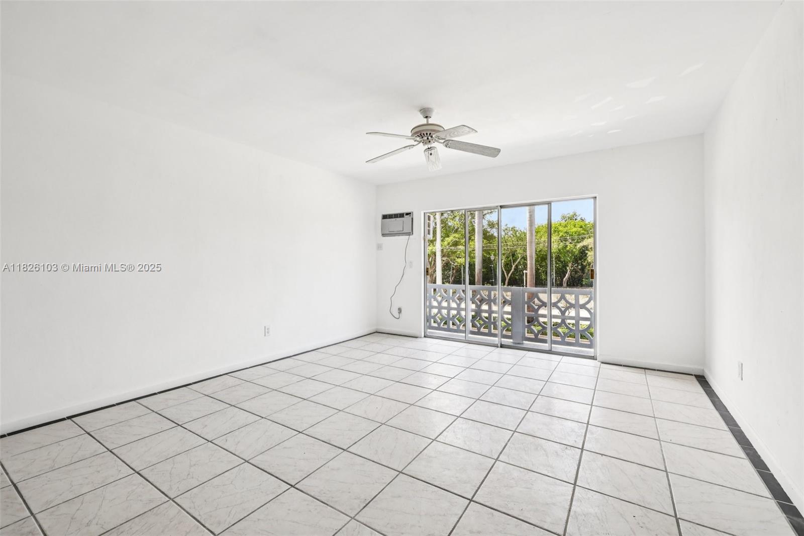 CASA-BISCAYNE CO-OP APTS - Residential