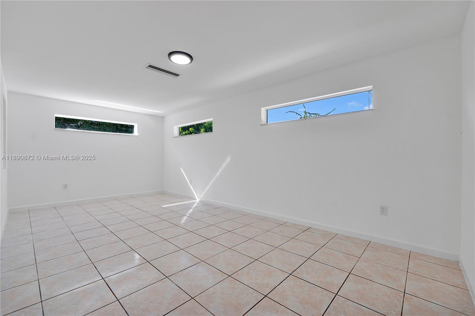 HOLLYWOOD RIDGE SUB NO 2 - Residential