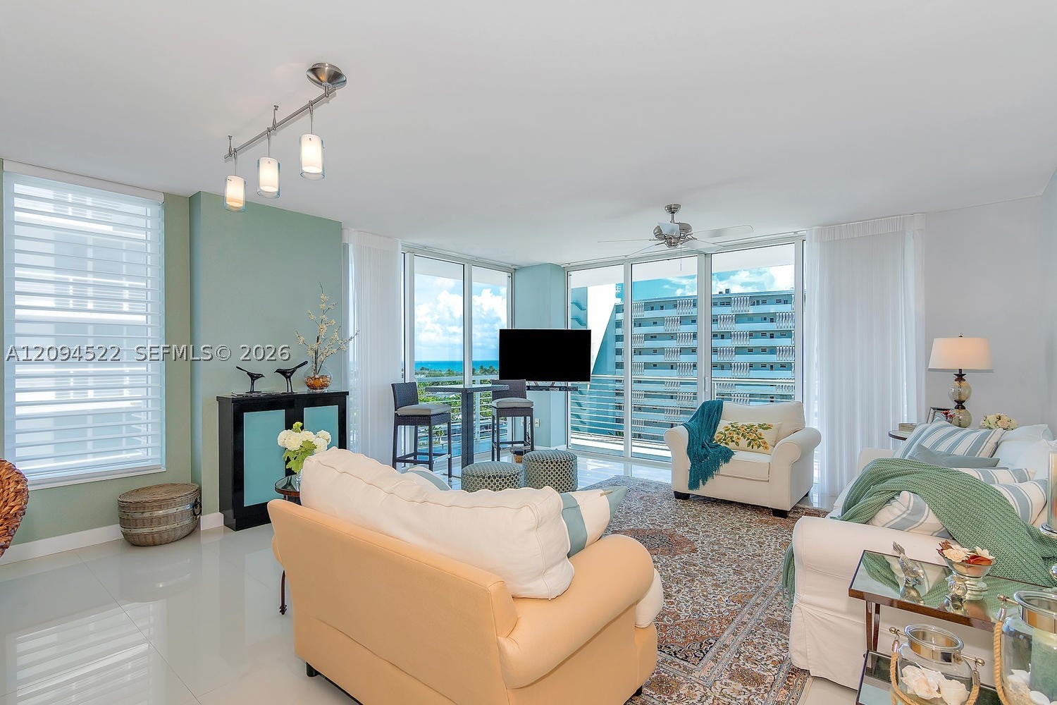 2821 N Ocean Blvd