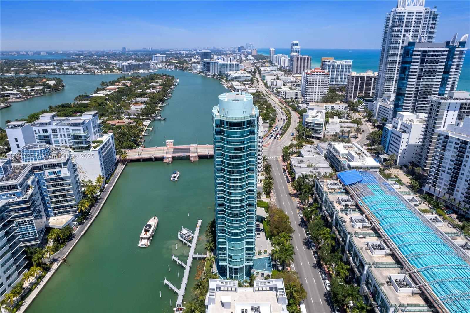 6000 Indian Creek Dr Ph-2501, Miami Beach, Miami-Dade County, Florida - 3 Bedrooms  
4 Bathrooms - 