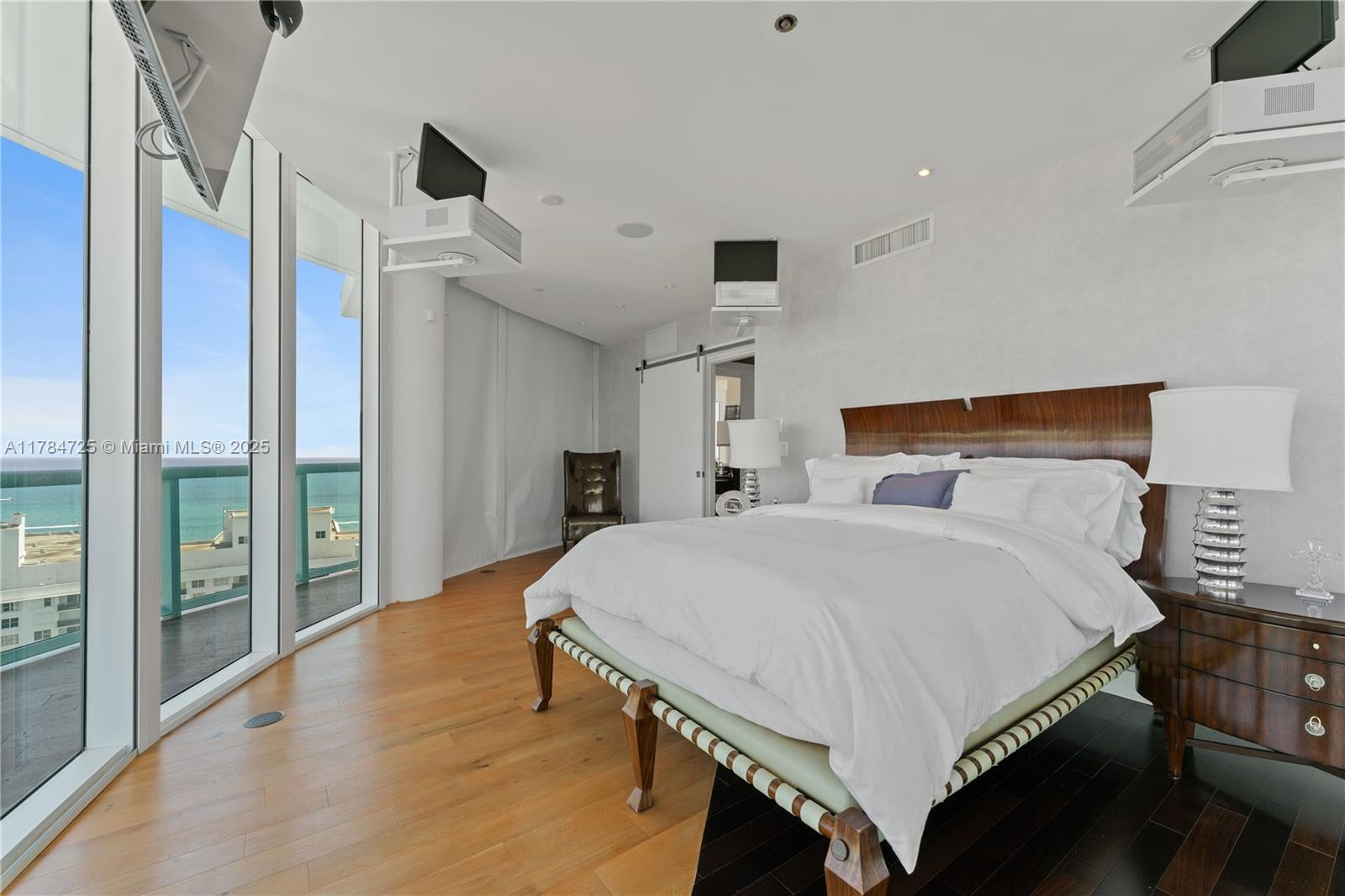 6000 INDIAN CREEK CONDO - Residential