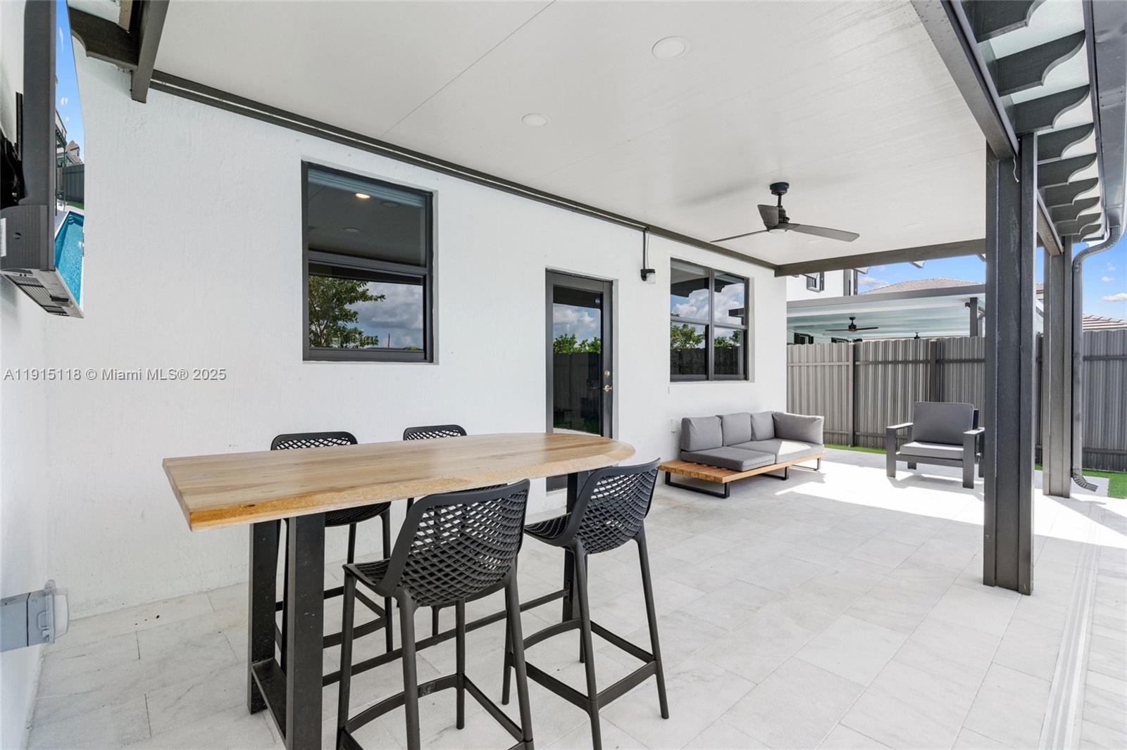 KENDALL ASSEMBLAGE NORTH - Residential