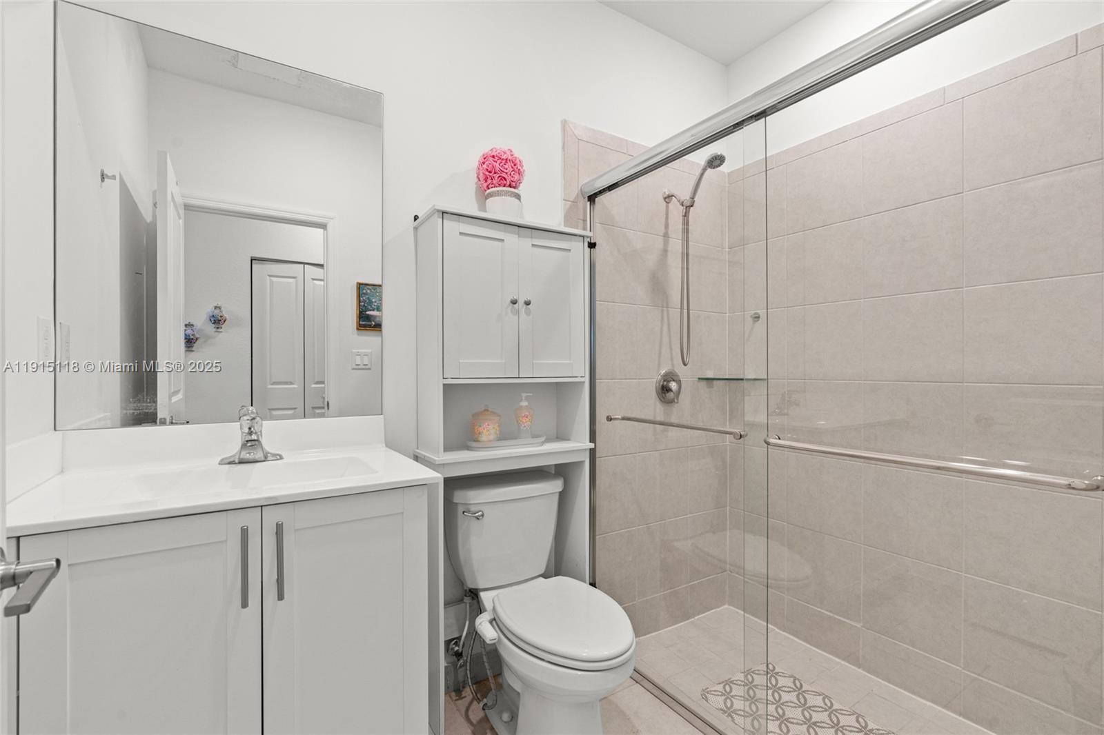 KENDALL ASSEMBLAGE NORTH - Residential