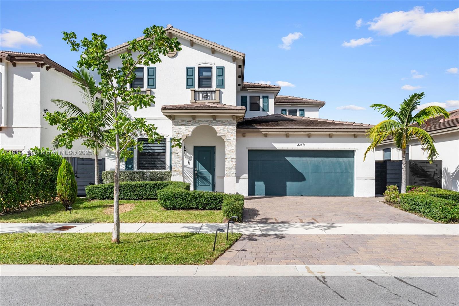 KENDALL ASSEMBLAGE NORTH - Residential