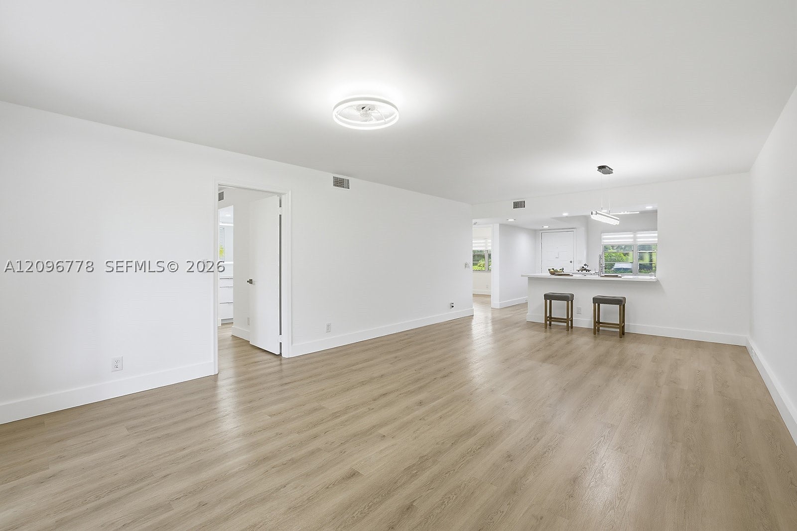 View photos, virtual tours, details... 300 SW 130th Ter 110B