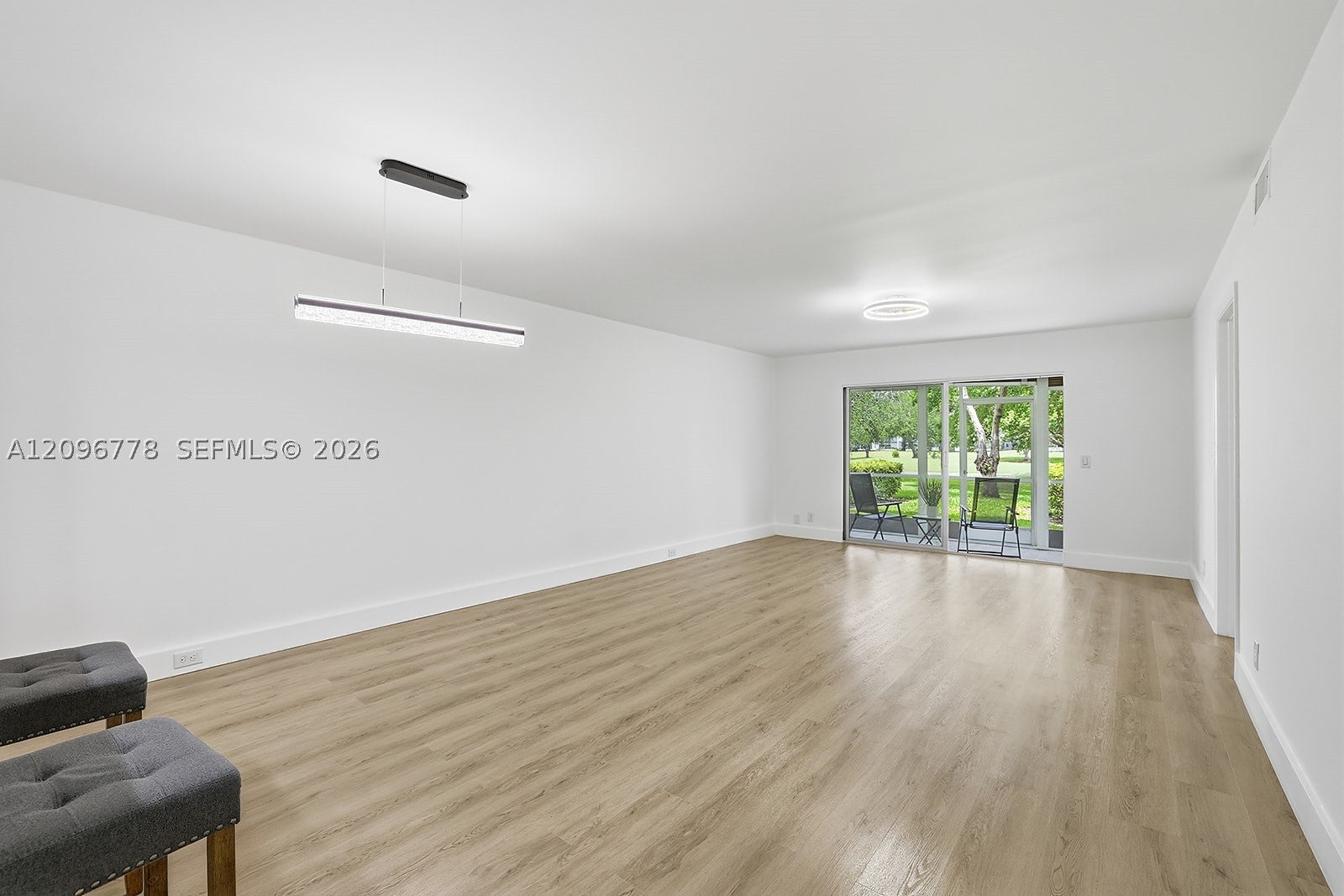 View photos, virtual tours, details... 300 SW 130th Ter 110B