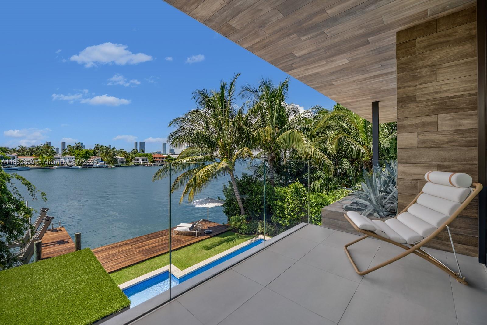 DI LIDO ISLAND - Residential