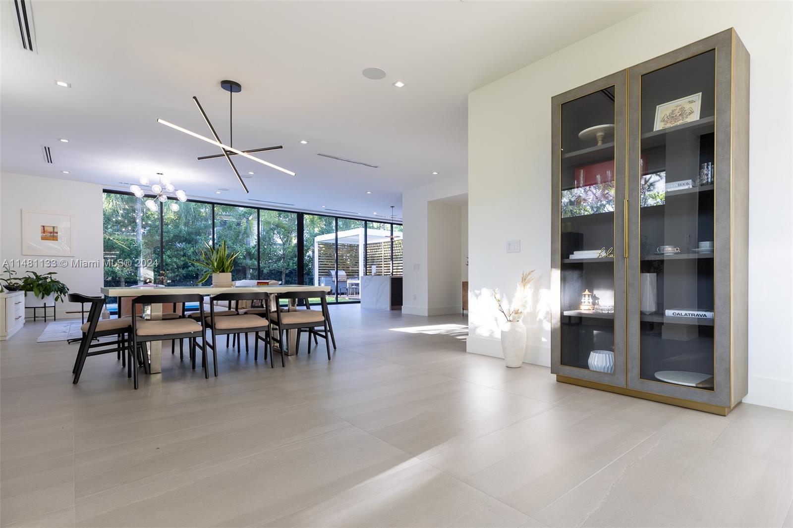 DAVIS OAKS - Residential