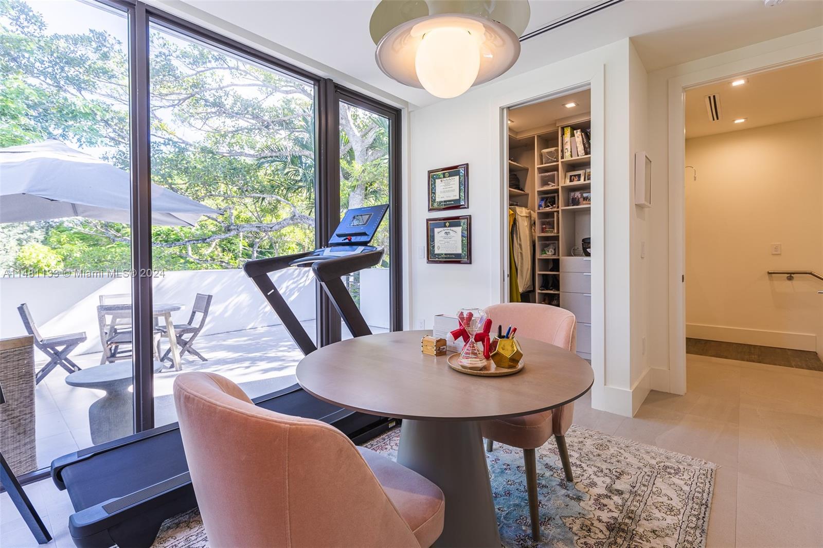 DAVIS OAKS - Residential