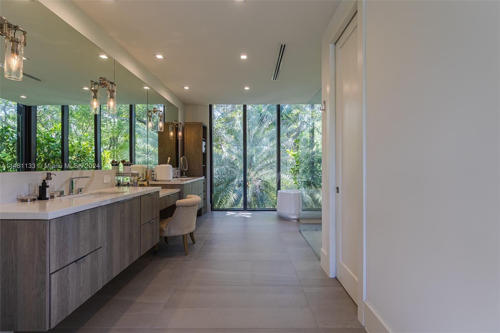 DAVIS OAKS - Residential