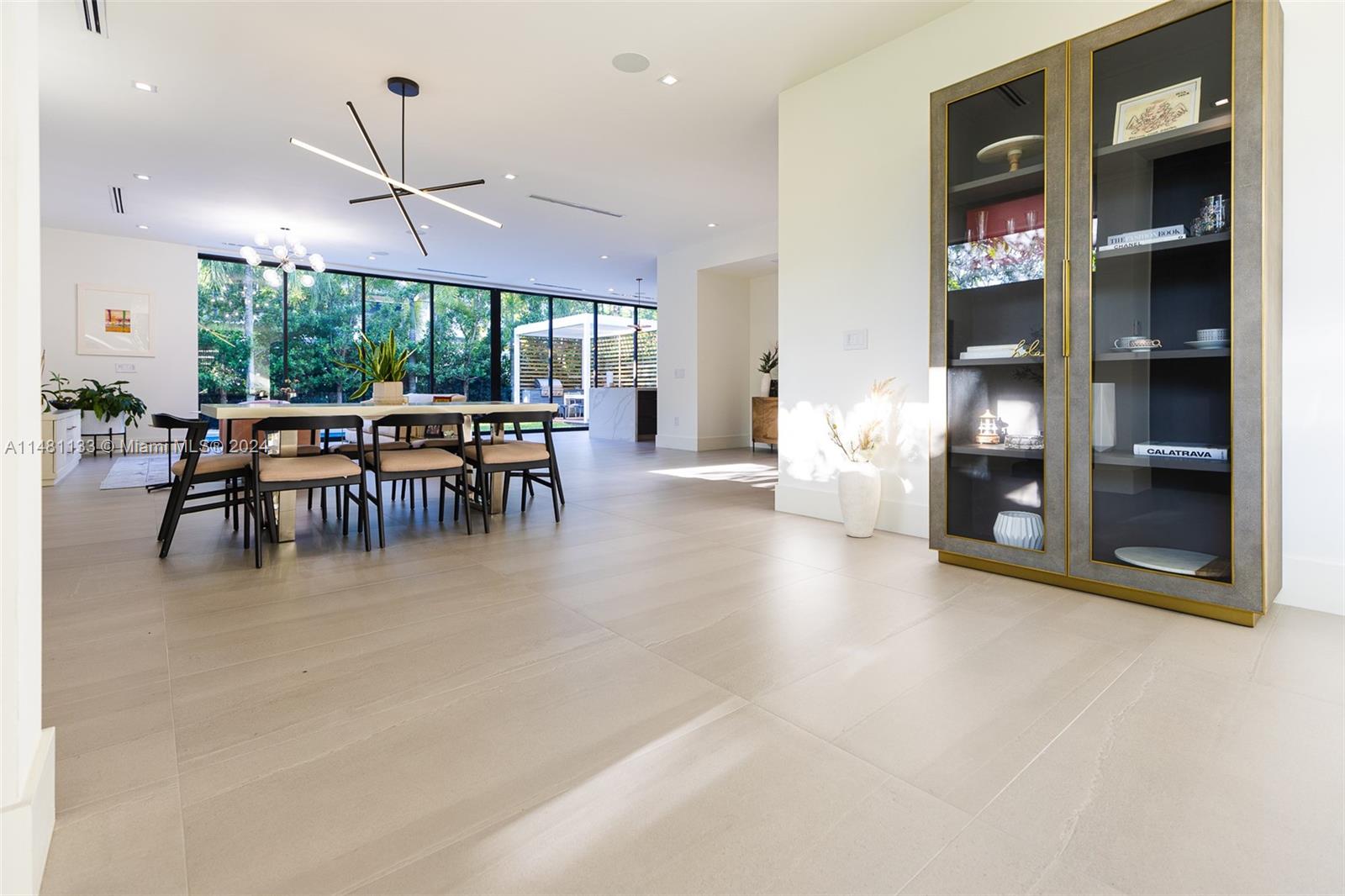 DAVIS OAKS - Residential