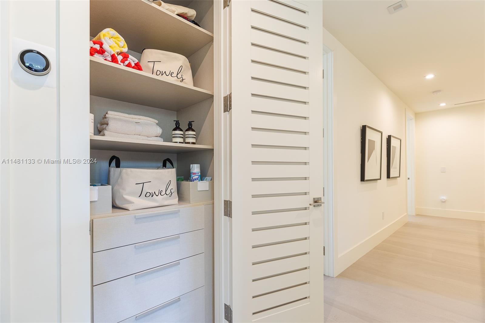 DAVIS OAKS - Residential