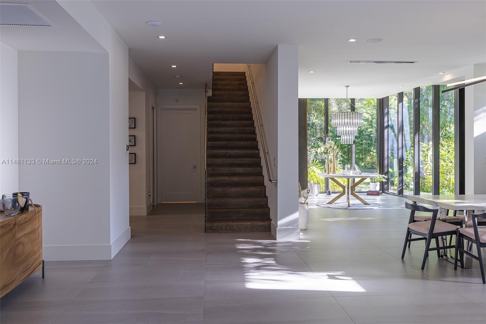 DAVIS OAKS - Residential