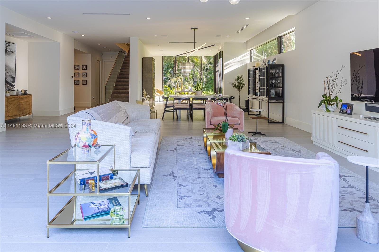 DAVIS OAKS - Residential