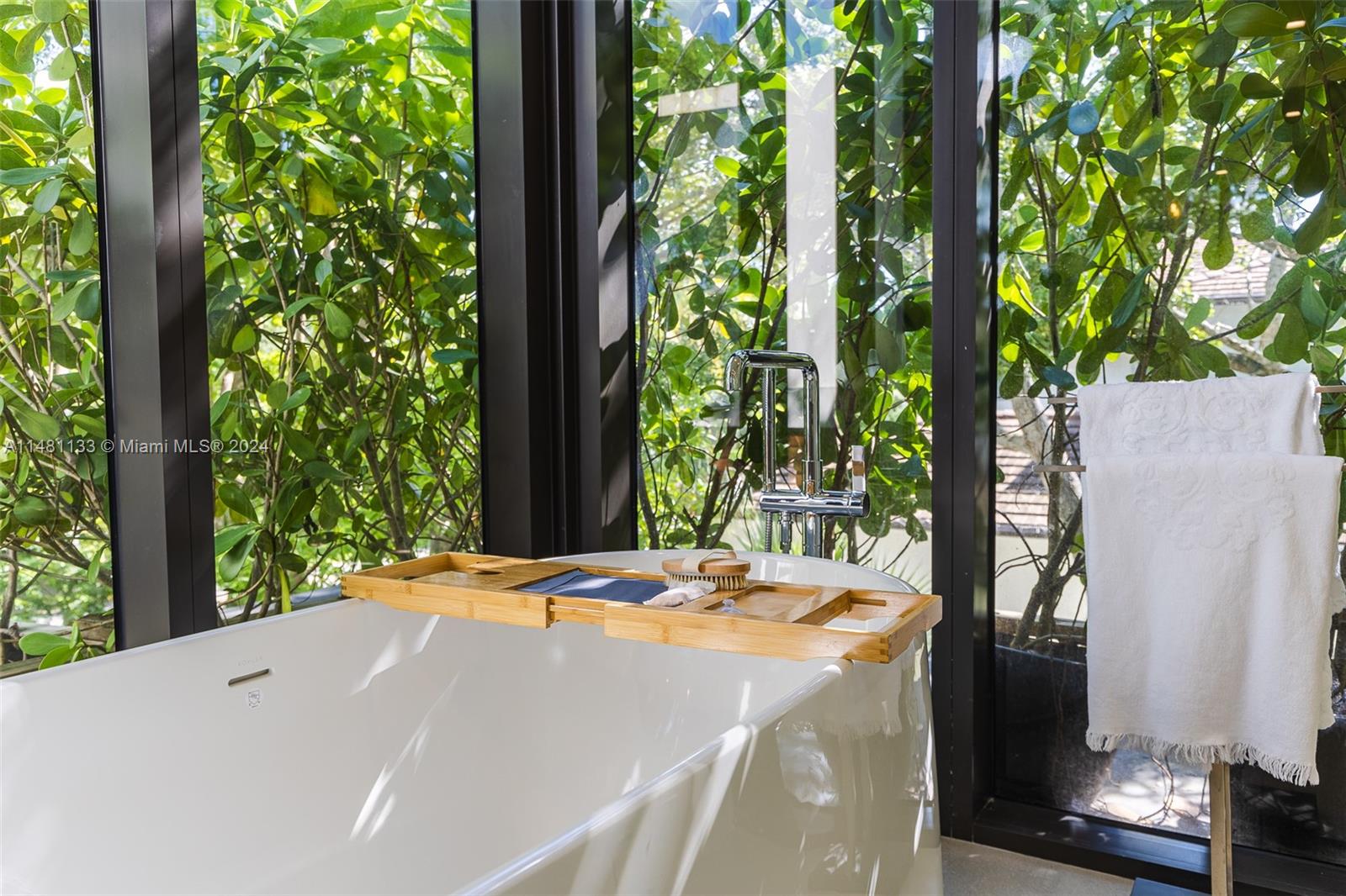 DAVIS OAKS - Residential