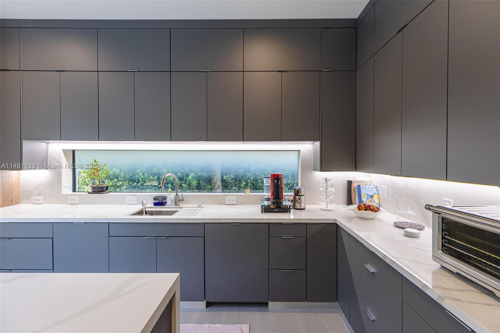 DAVIS OAKS - Residential