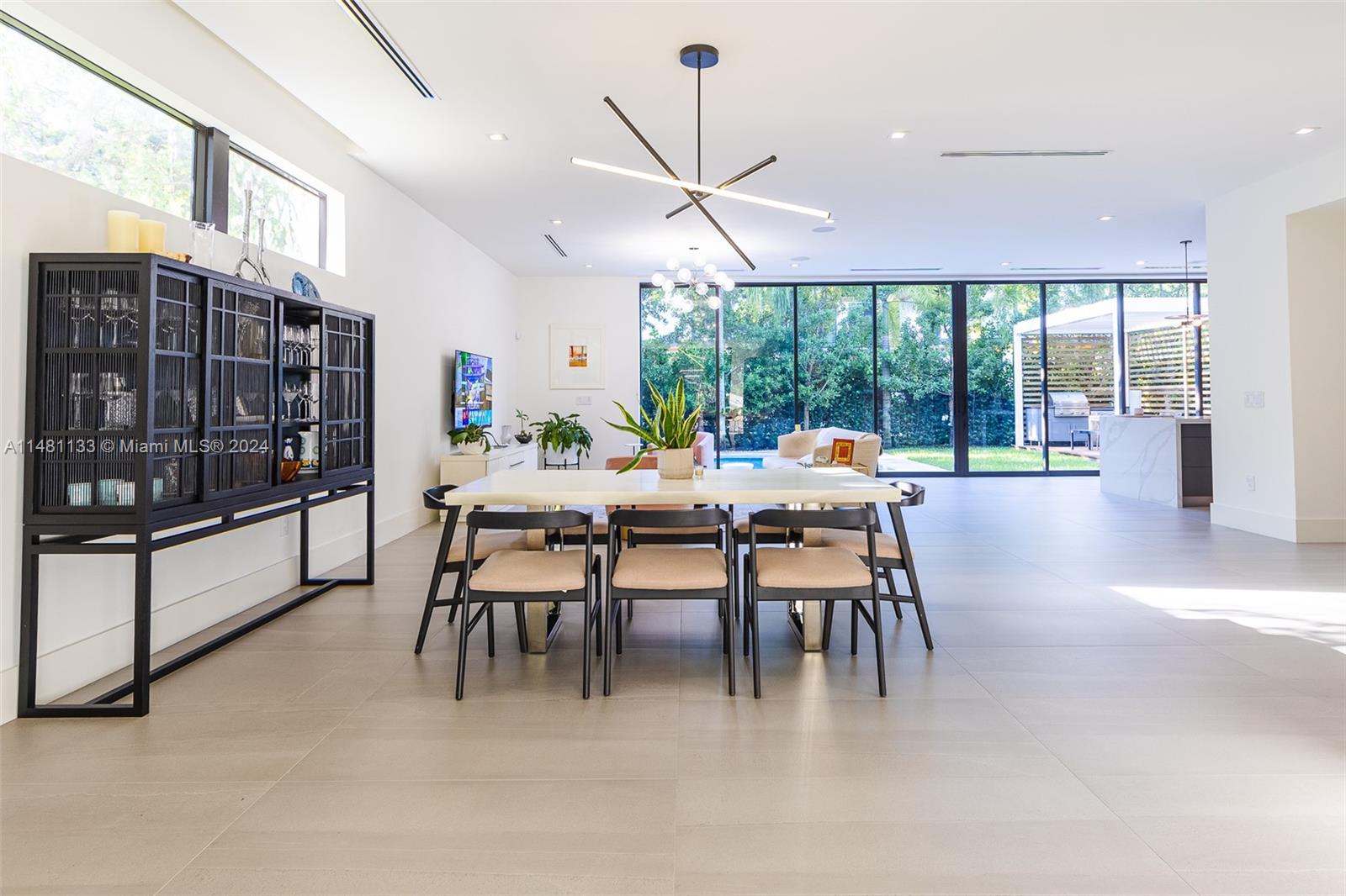 DAVIS OAKS - Residential