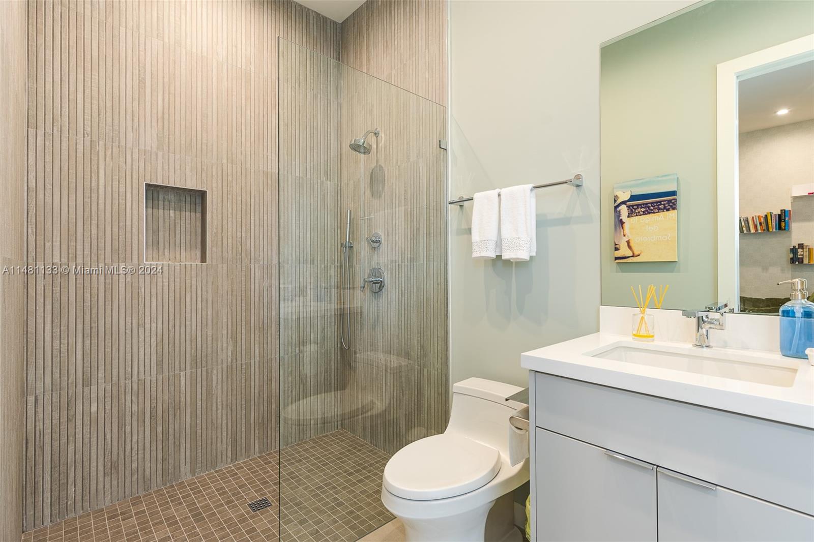 DAVIS OAKS - Residential