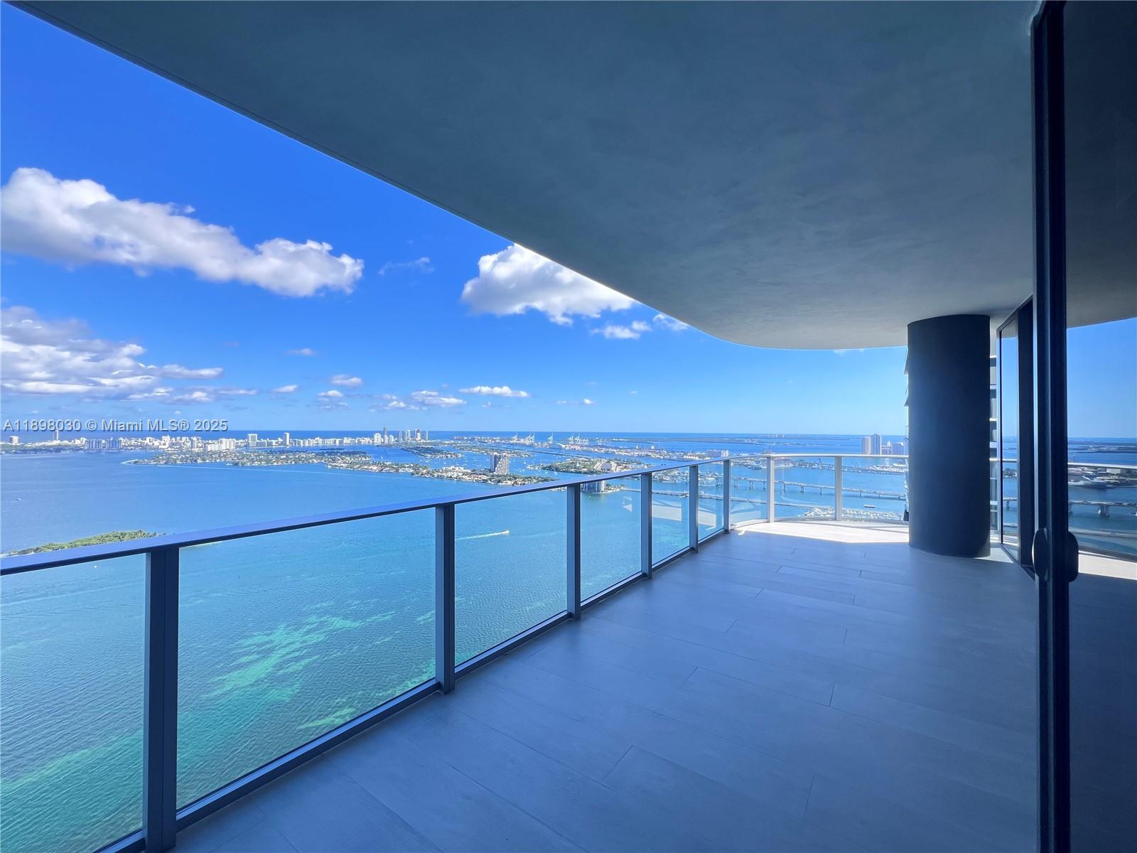 BAY BREEZE - Residential Lease