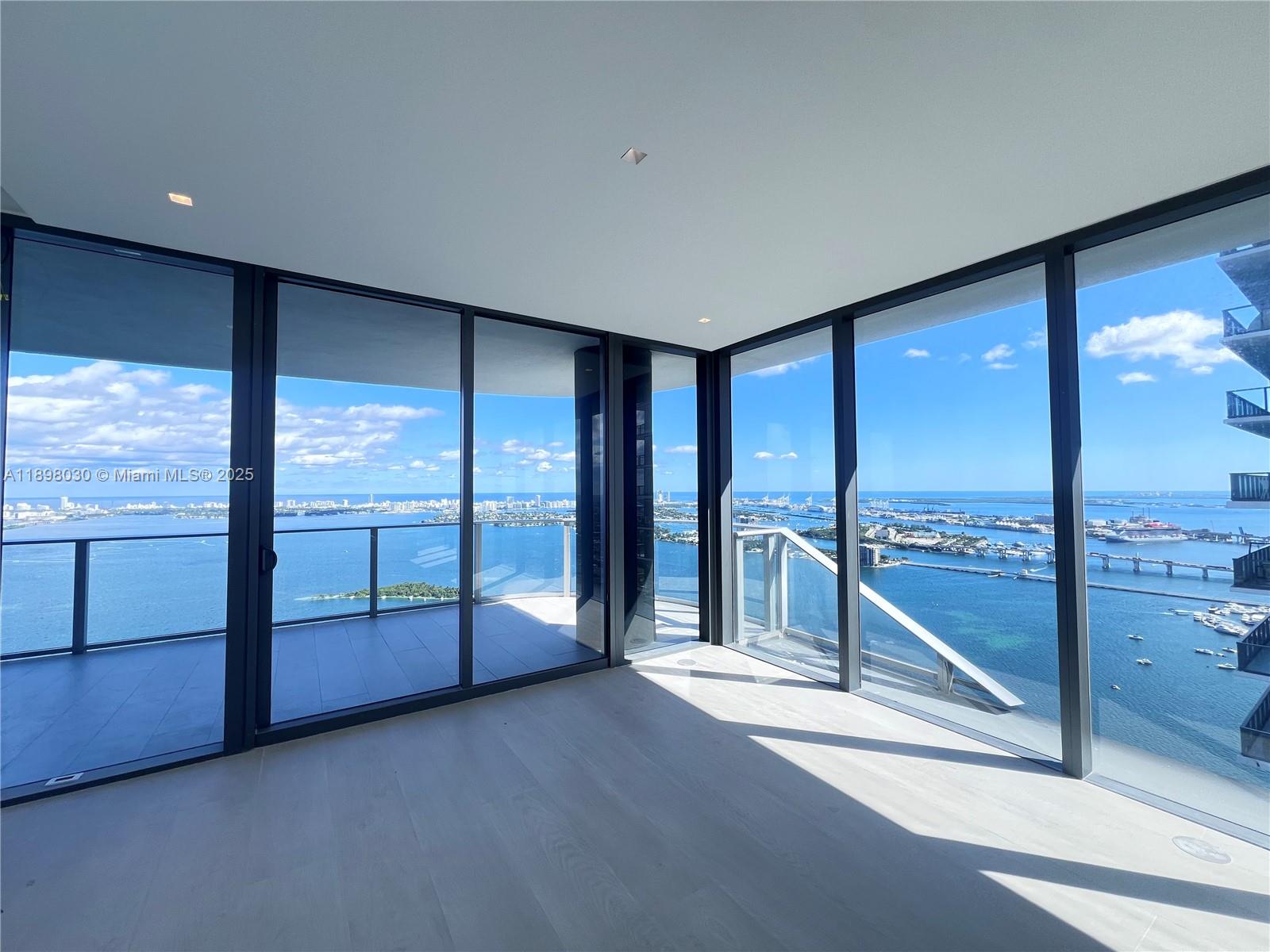 BAY BREEZE - Residential Lease