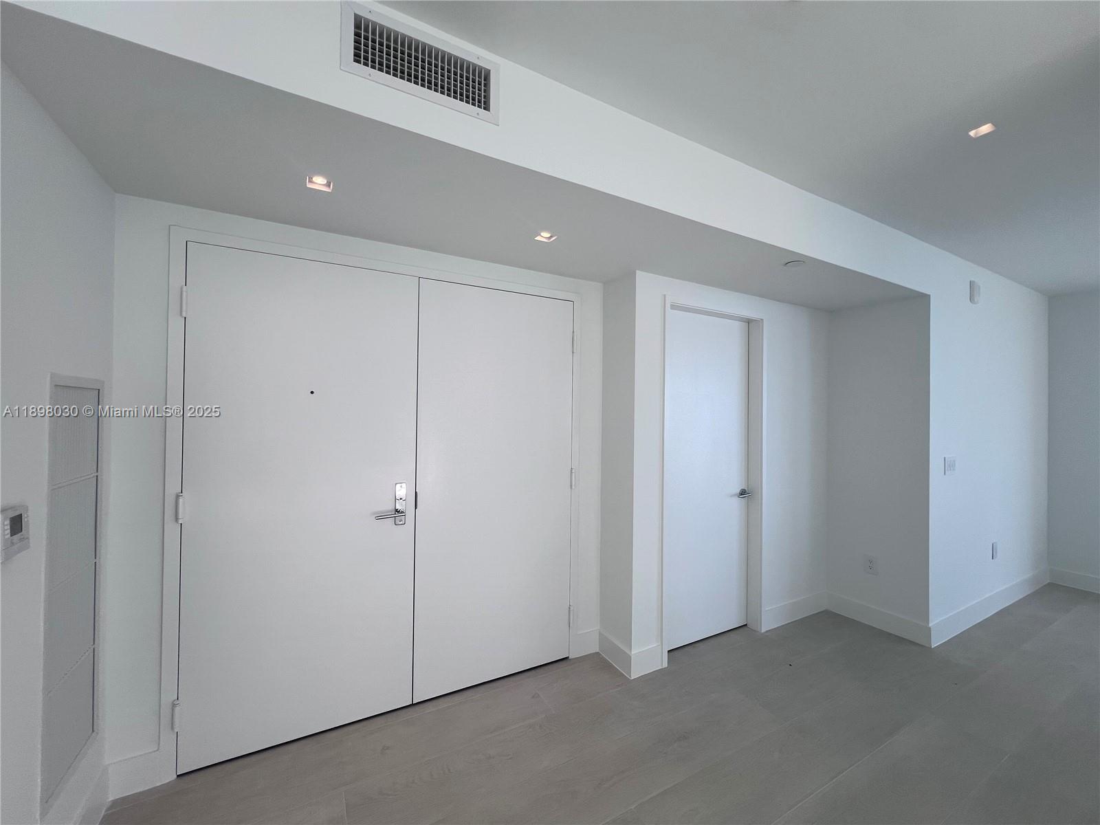 700 NE 24th St 5107