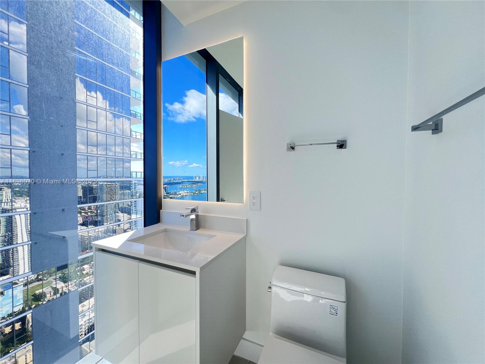 BAY BREEZE - Residential Lease