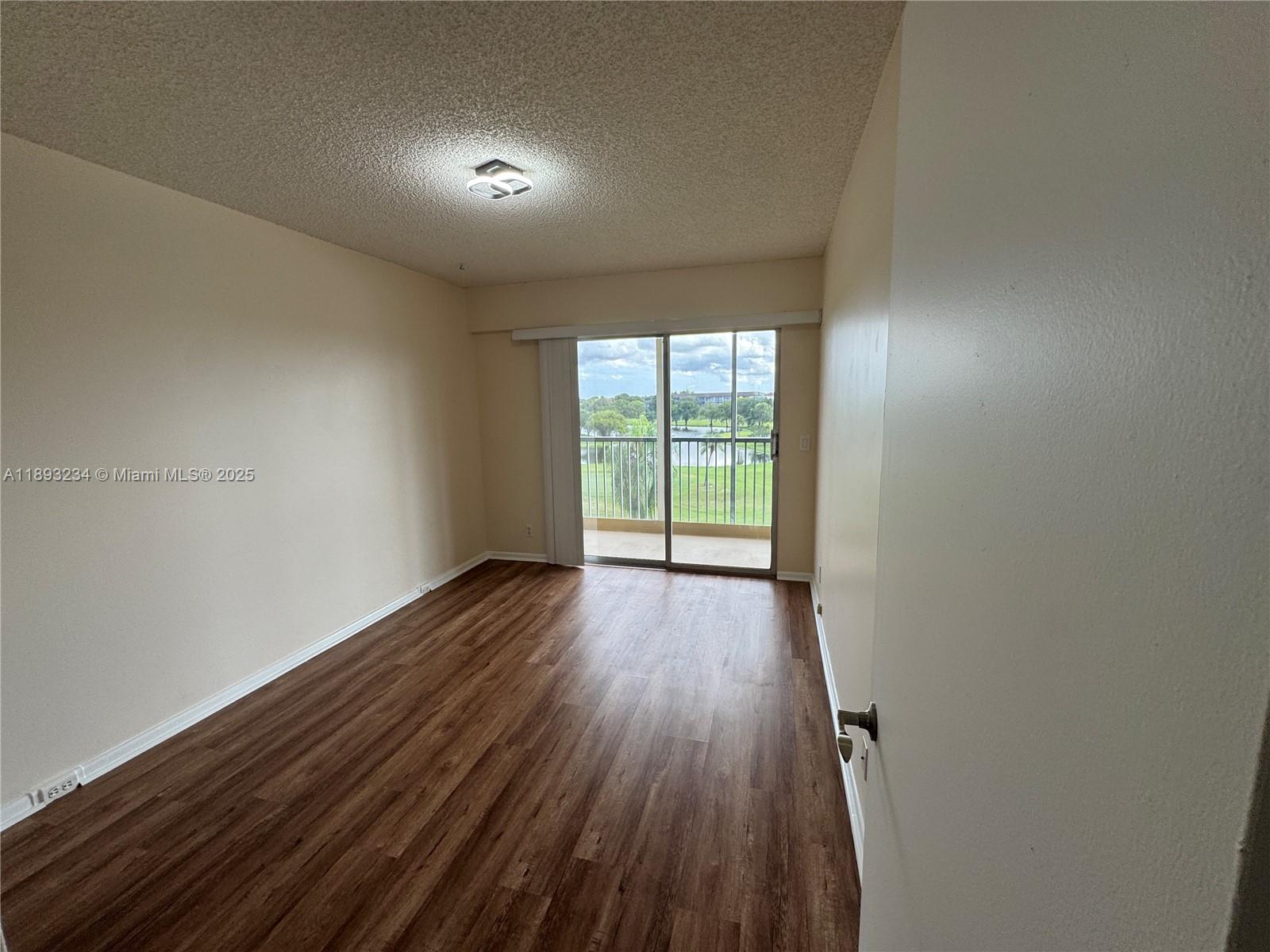 NEW HAMPTON AT CENTURY VI - Residential Lease