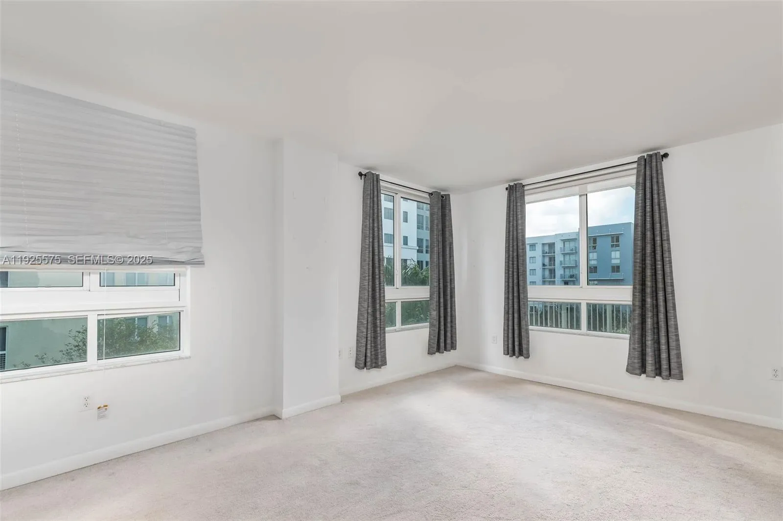 Miami, Florida 33156, United States, 1 Bedroom Bedrooms, ,1 BathroomBathrooms,Residential,Active,251869